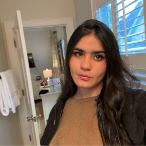 Meet your Posher, Helena